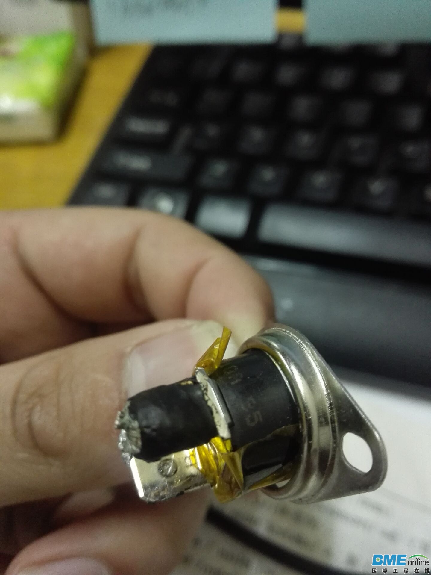 温度保护器有 95 字样